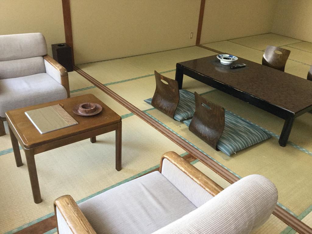 Suzukiya Ryokan Shiroishi  Exterior foto