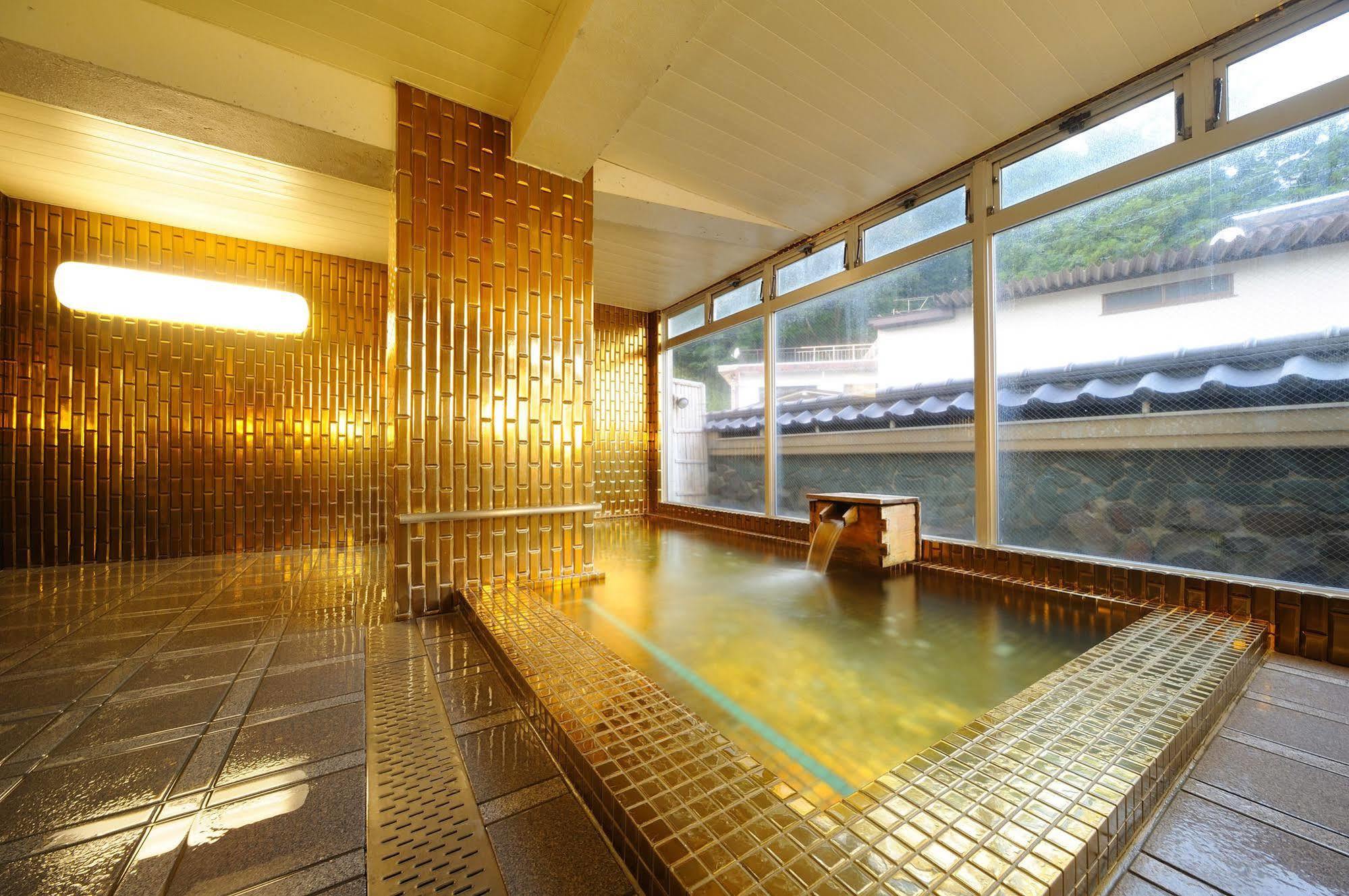 Suzukiya Ryokan Shiroishi  Exterior foto